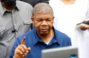 Angola leader pledges jobs for youth at swearing in after disputed poll