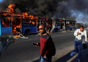Buses set on fire in Cape Town as taxi strike starts